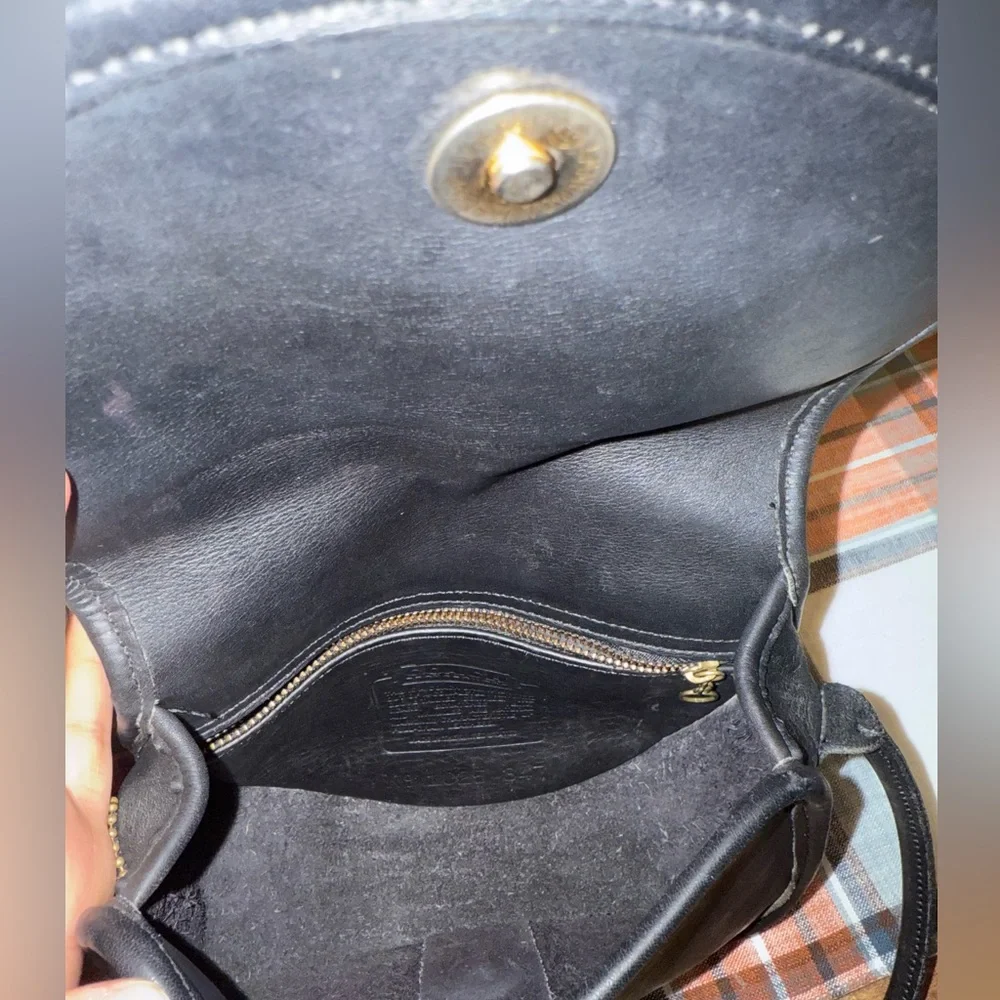 Coach Vintage Casey Black Leather Crossbody Bag USA made‎ - Picture 4 of 16